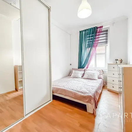 Srodmiescie Ul Sempolowskiej Hostel Gdansk