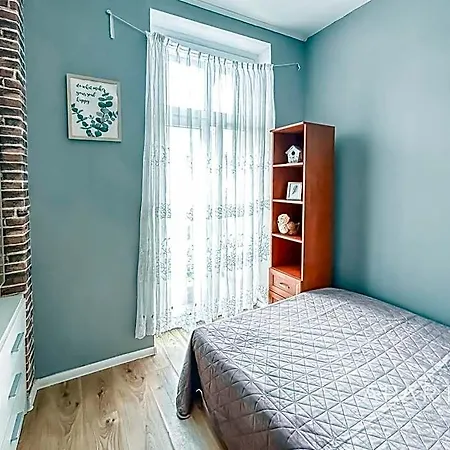 Hostel Srodmiescie Ul Sempolowskiej Gdansk